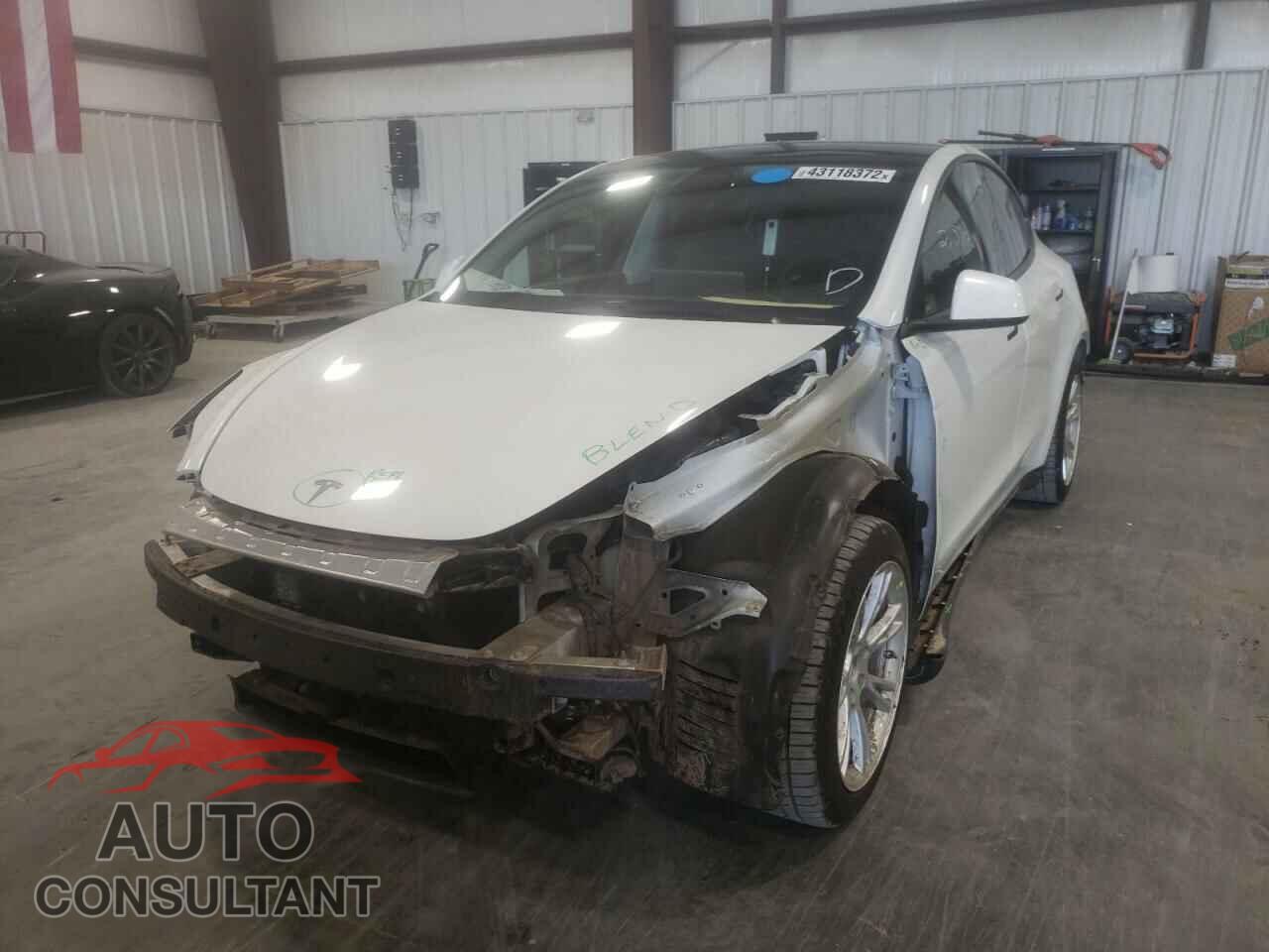TESLA MODEL Y 2020 - 5YJYGDEEXLF026508