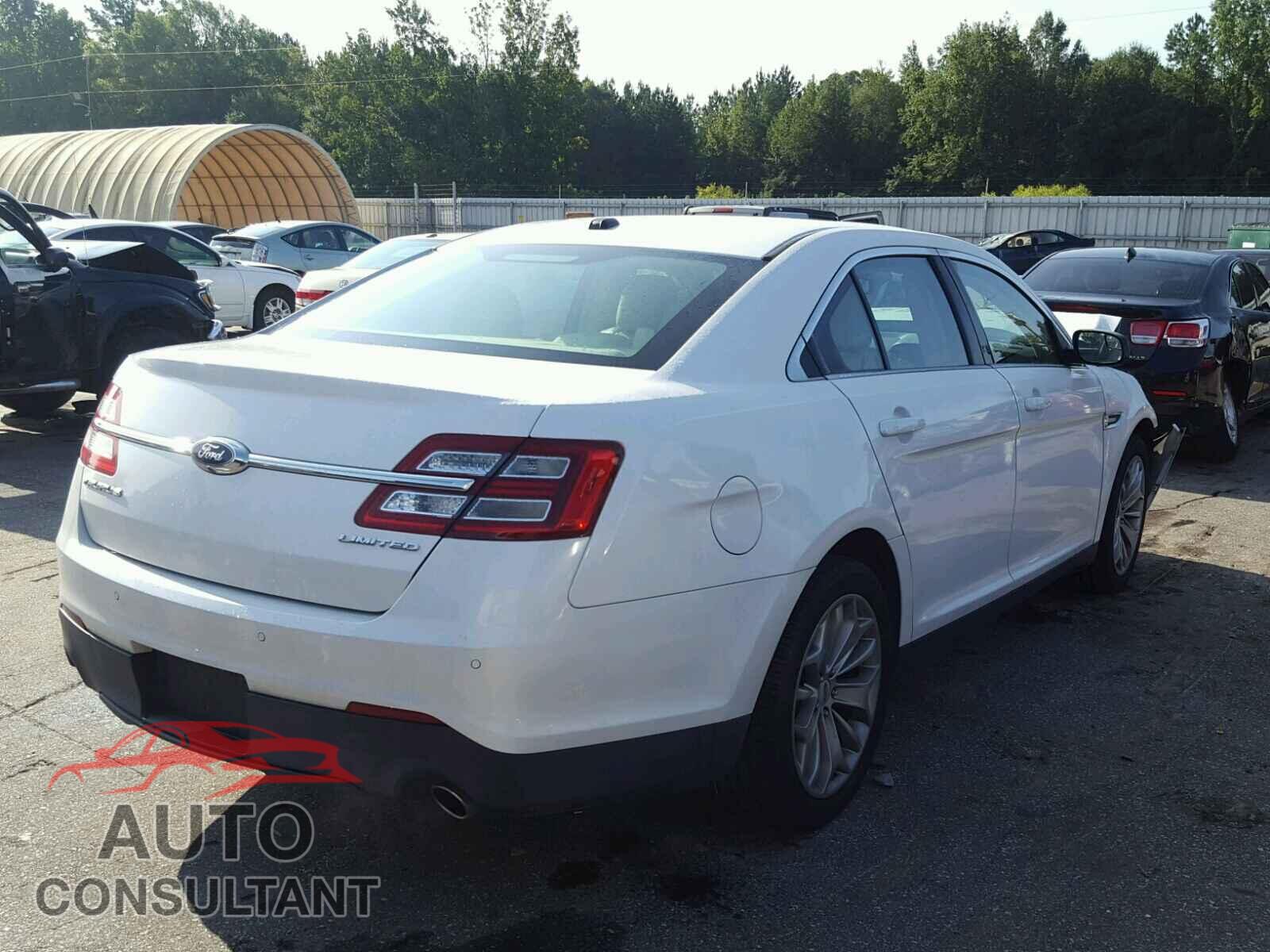 FORD TAURUS 2015 - 1FAHP2F82FG157557