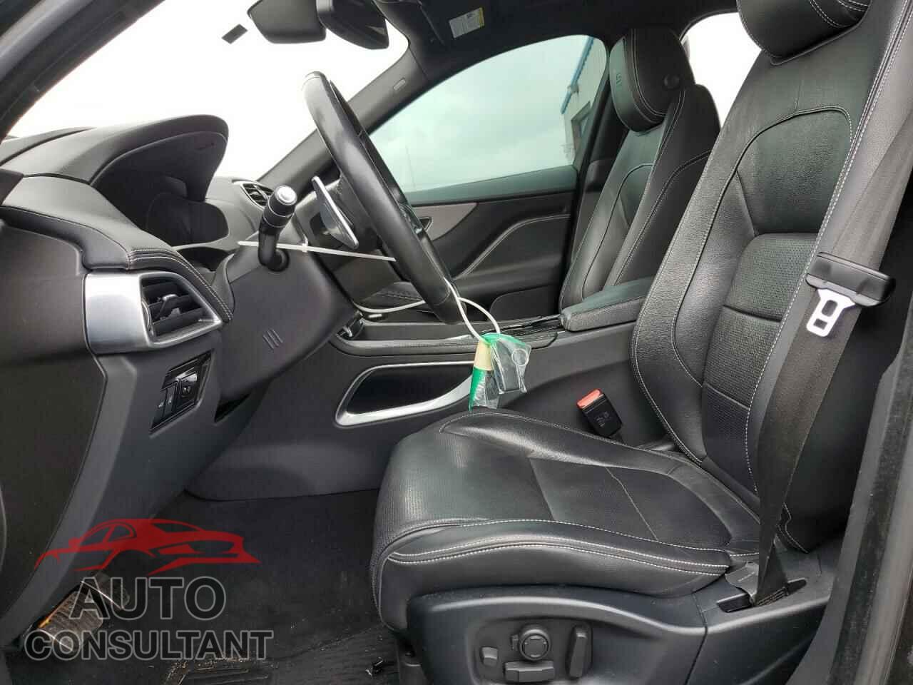 JAGUAR F-PACE 2017 - SADCM2BV2HA890985