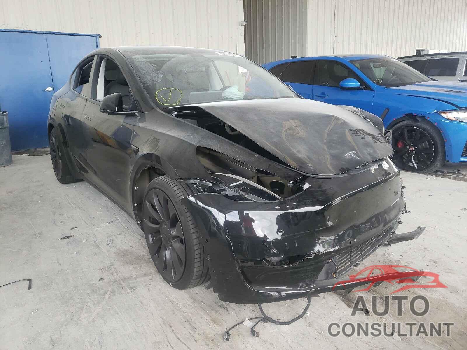 TESLA MODEL Y 2021 - 5YJYGDEF2MF088950