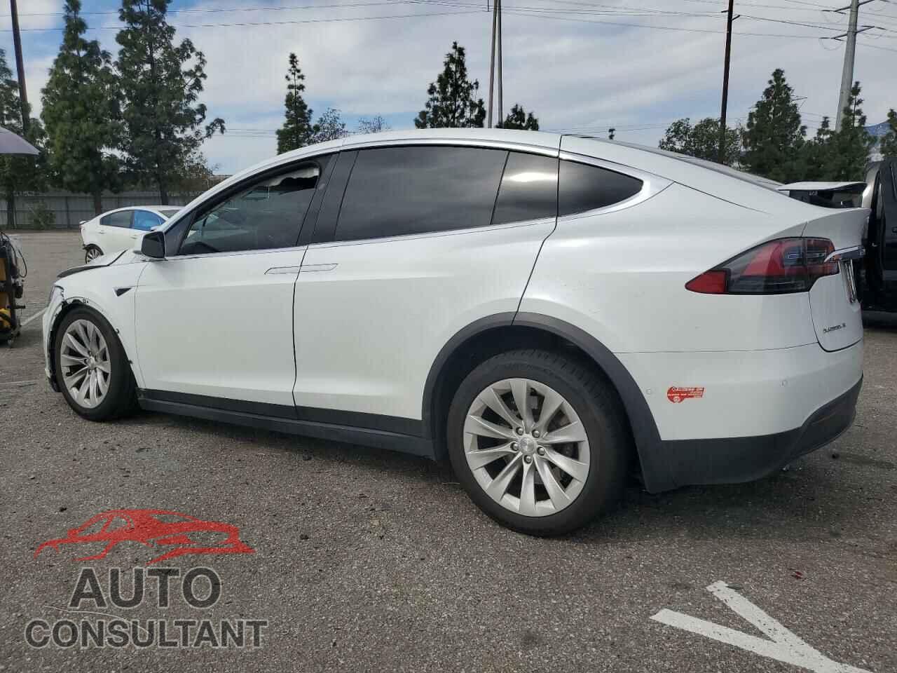 TESLA MODEL X 2017 - 5YJXCBE2XHF041812