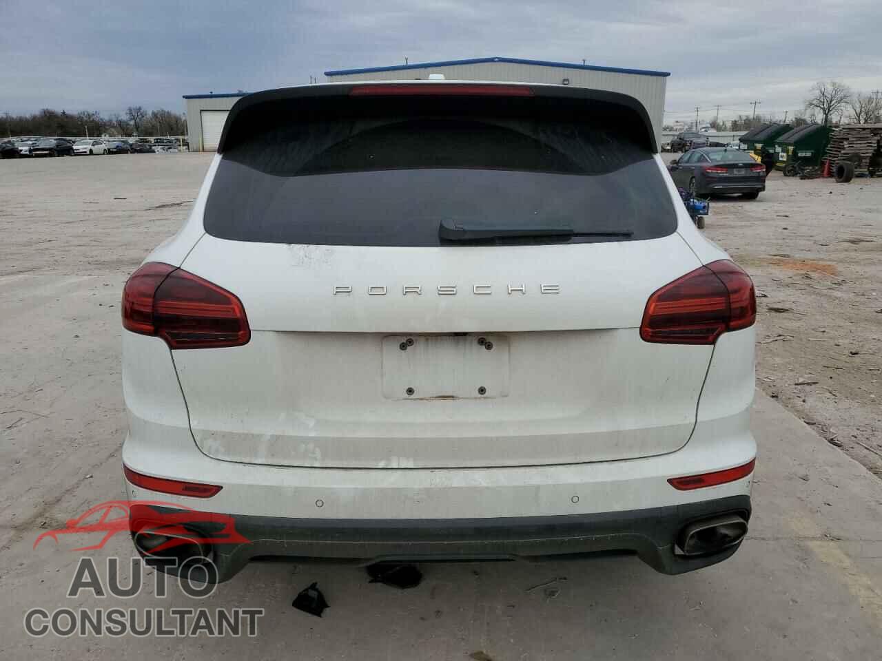 PORSCHE CAYENNE 2016 - WP1AA2A20GKA38189