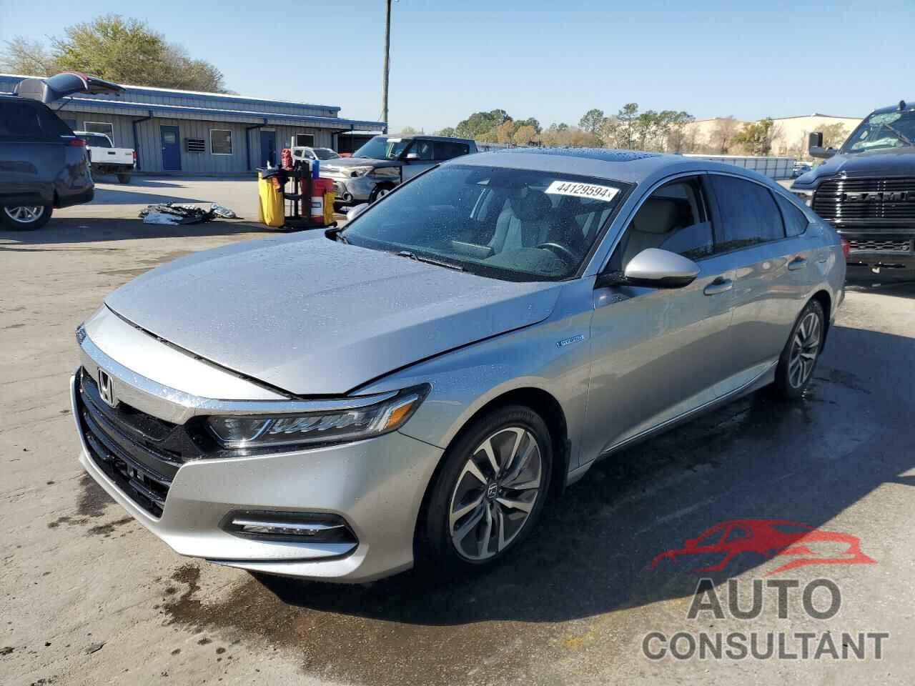 HONDA ACCORD 2018 - 1HGCV3F50JA009281