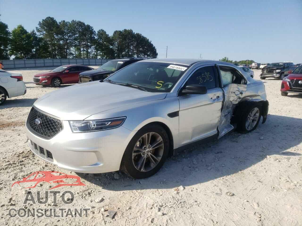 FORD TAURUS 2017 - 1FAHP2MT3HG133858