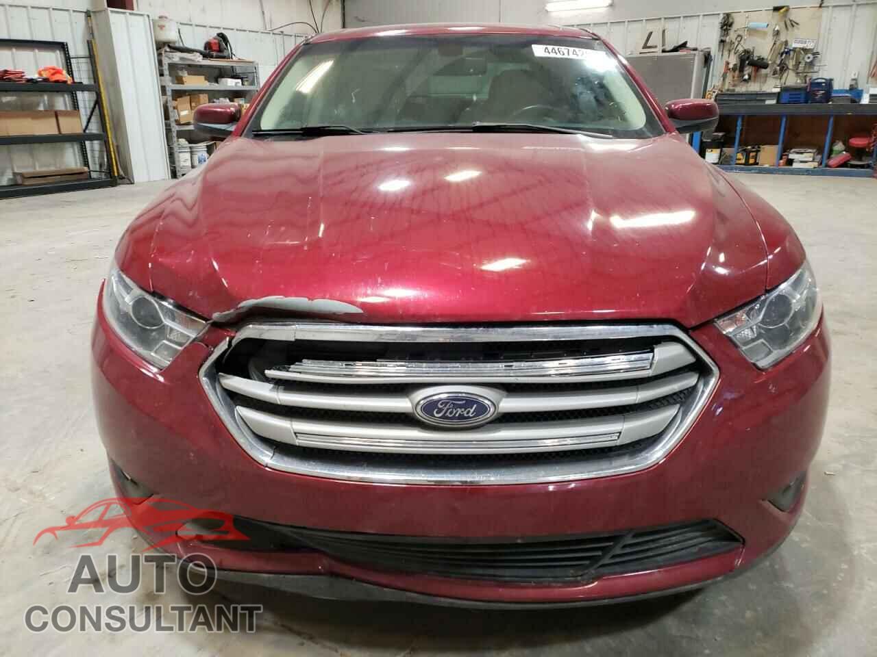 FORD TAURUS 2016 - 1FAHP2E81GG157021