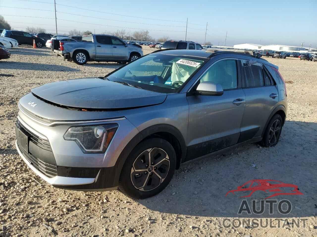 KIA NIRO 2024 - KNDCP3LE1R5178033