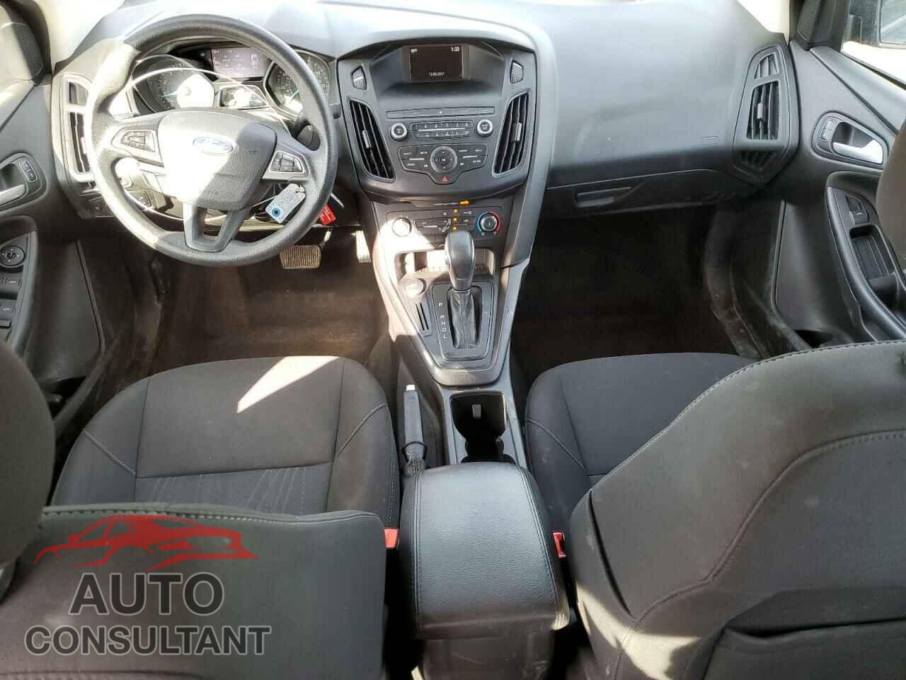 FORD FOCUS 2018 - 1FADP3F26JL212480