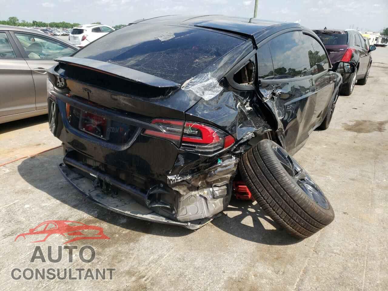 TESLA MODEL X 2020 - 5YJXCBE43LF261013