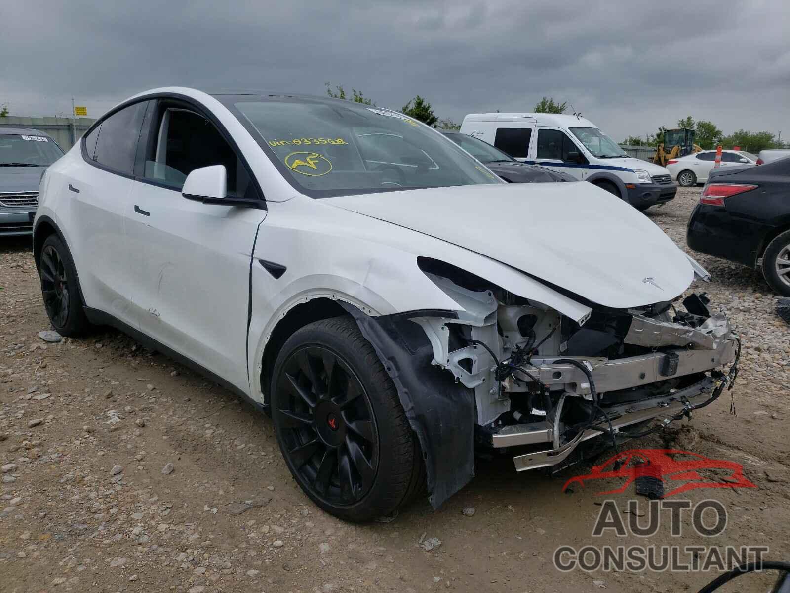 TESLA MODEL Y 2020 - 5YJYGDEE3LF033560