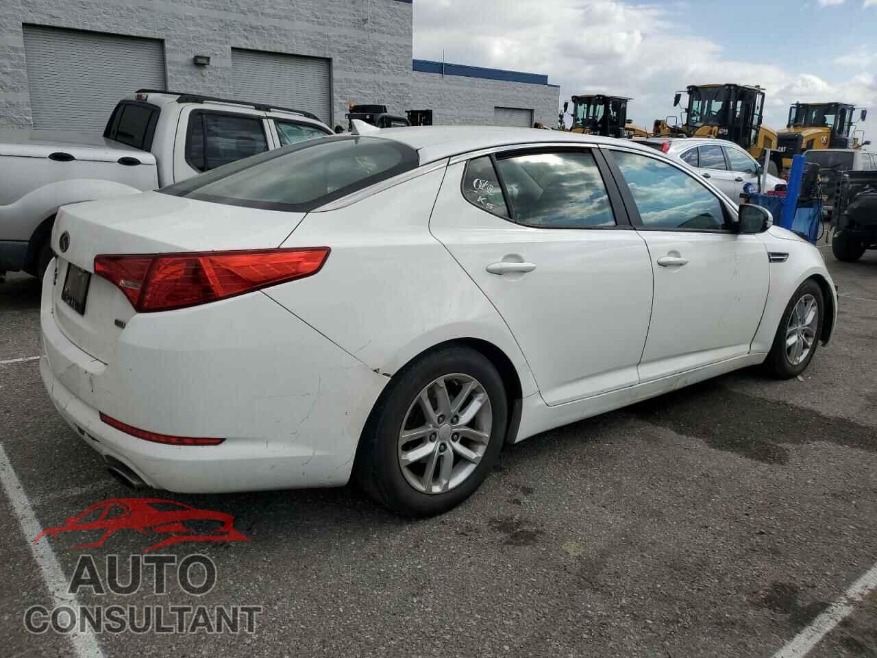 KIA OPTIMA 2011 - KNAGM4A70B5117599