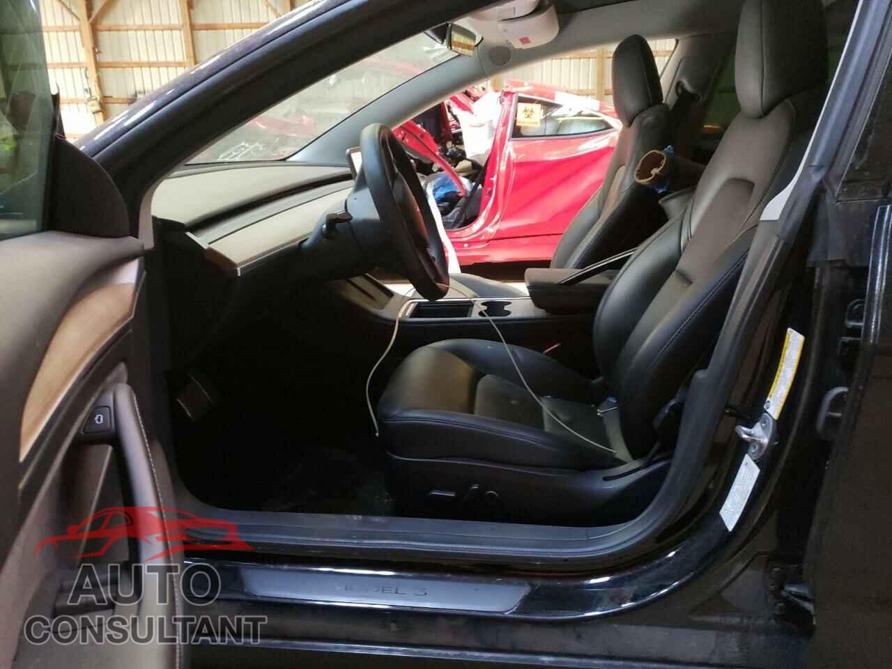 TESLA MODEL 3 2021 - 5YJ3E1EAXMF091856