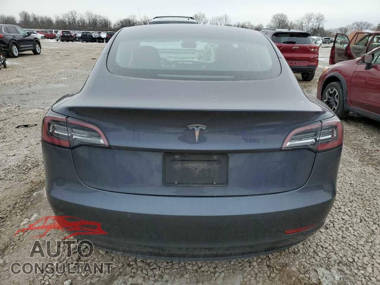 TESLA MODEL 3 2022 - 5YJ3E1EA4NF311879