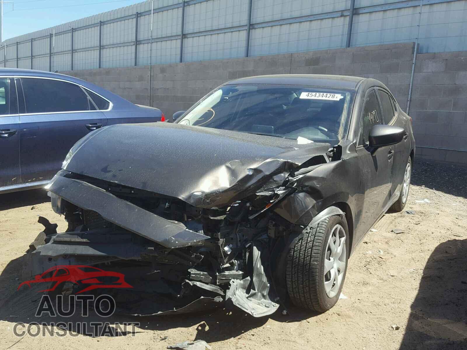 MAZDA 3 2015 - 3MZBM1U79FM222923