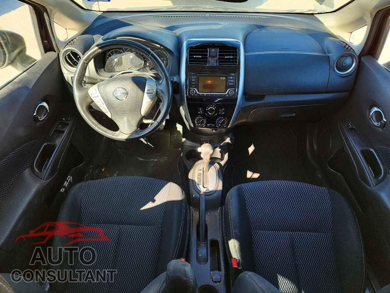 NISSAN VERSA 2017 - 3N1CE2CP8HL379995