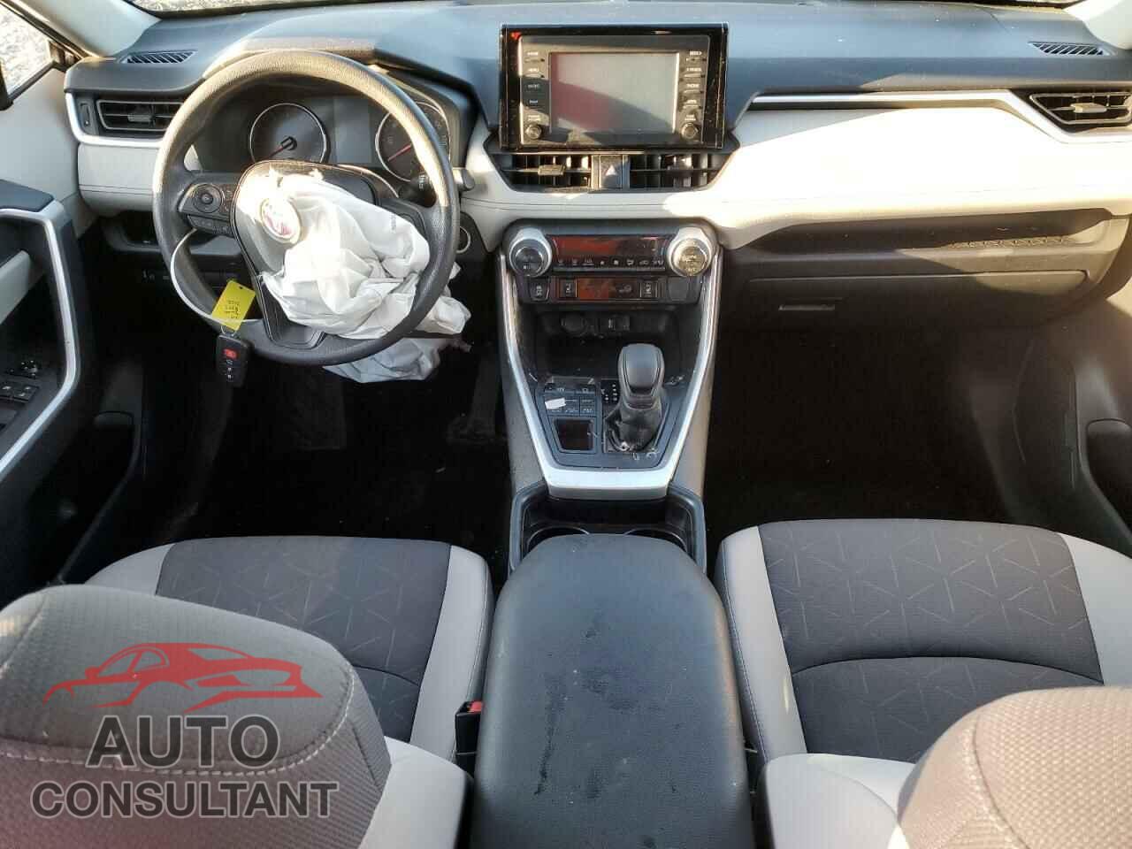 TOYOTA RAV4 2019 - JTMP1RFV5KD024504