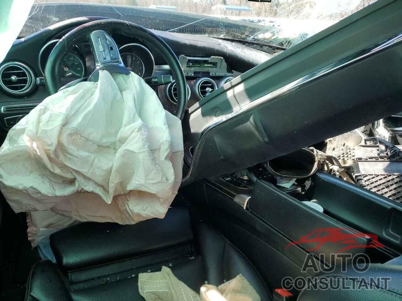 MERCEDES-BENZ C-CLASS 2019 - 55SWF8DB3KU312397