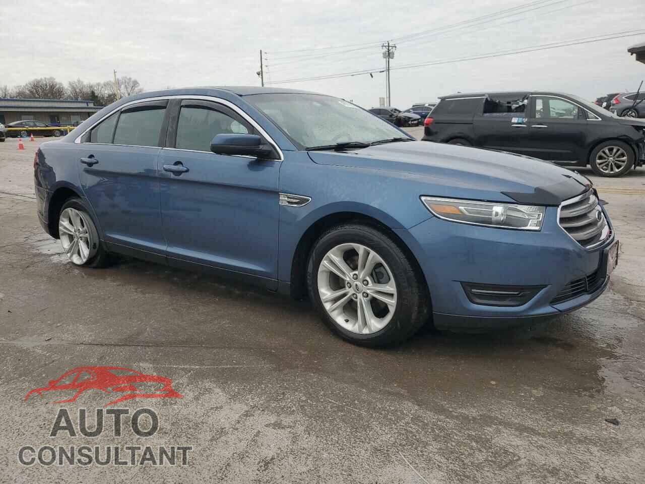 FORD TAURUS 2018 - 1FAHP2E86JG113619