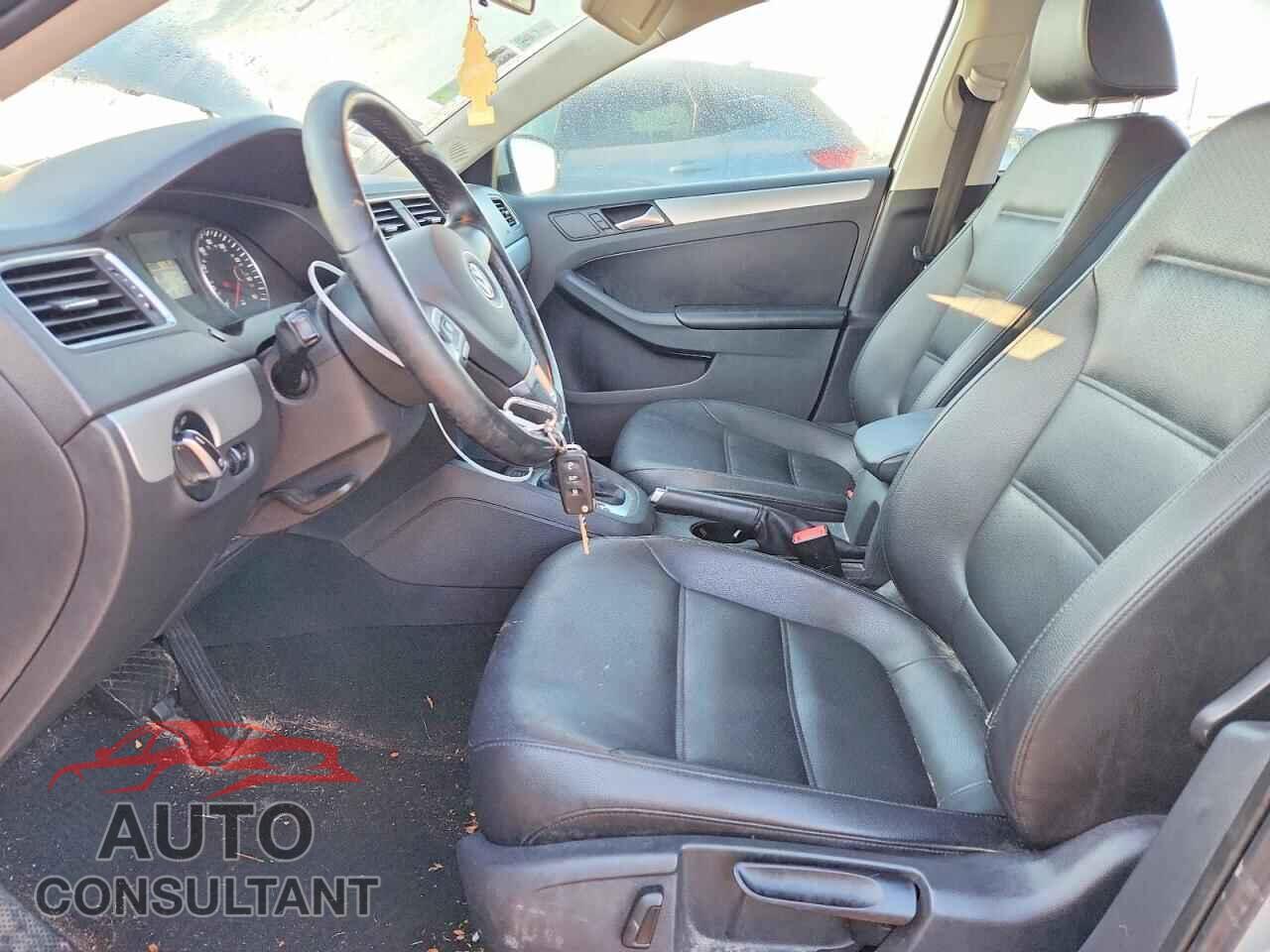 VOLKSWAGEN JETTA 2014 - 3VWD07AJ3EM242543
