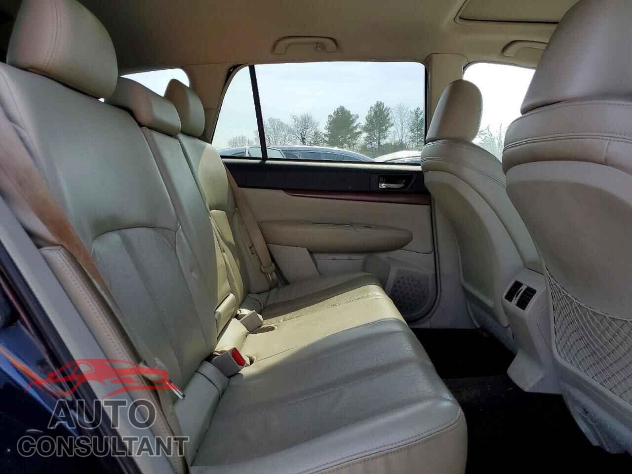 SUBARU OUTBACK 2013 - 4S4BRBPC4D3321775