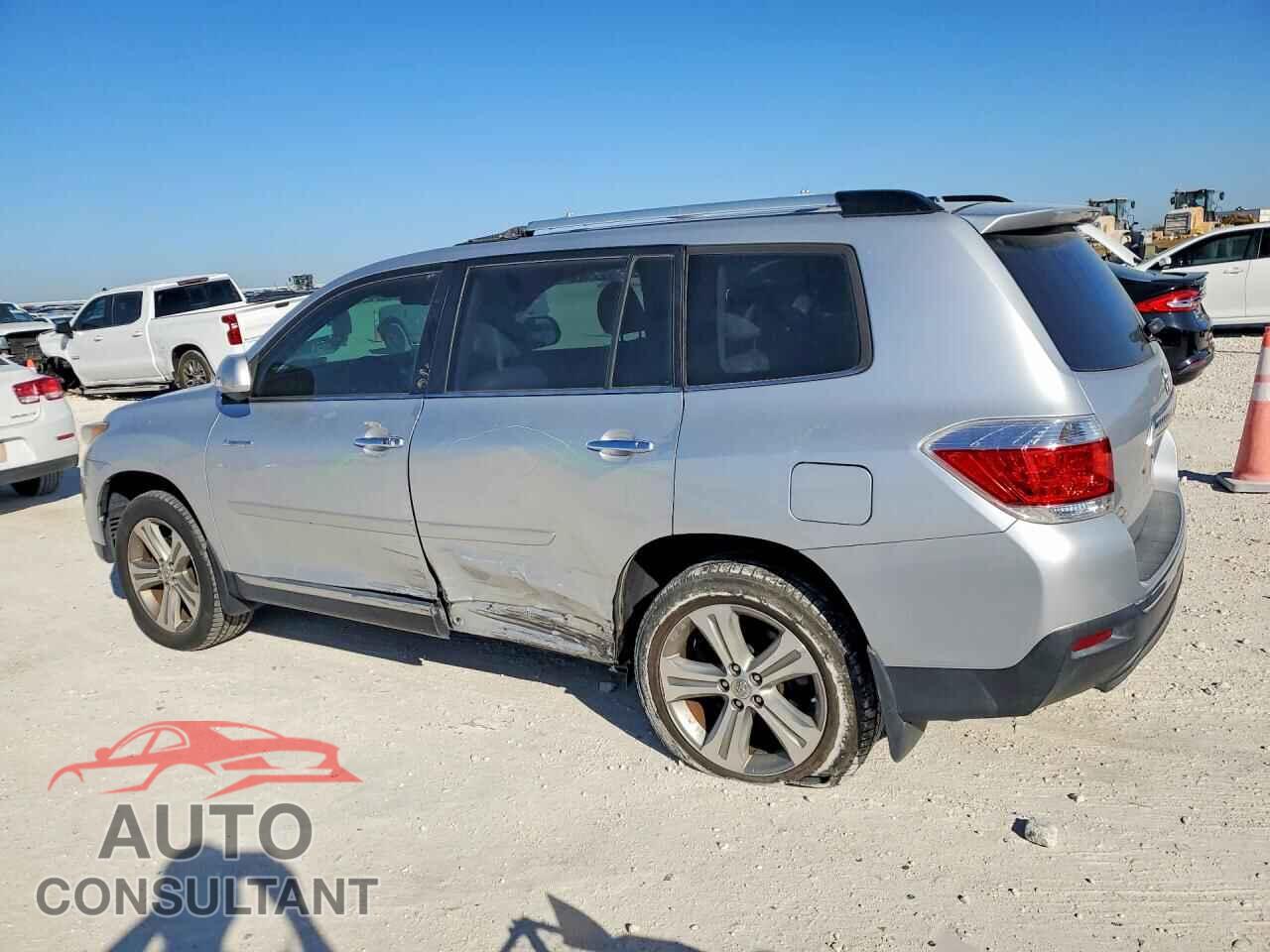 TOYOTA HIGHLANDER 2013 - 5TDDK3EH8DS274691
