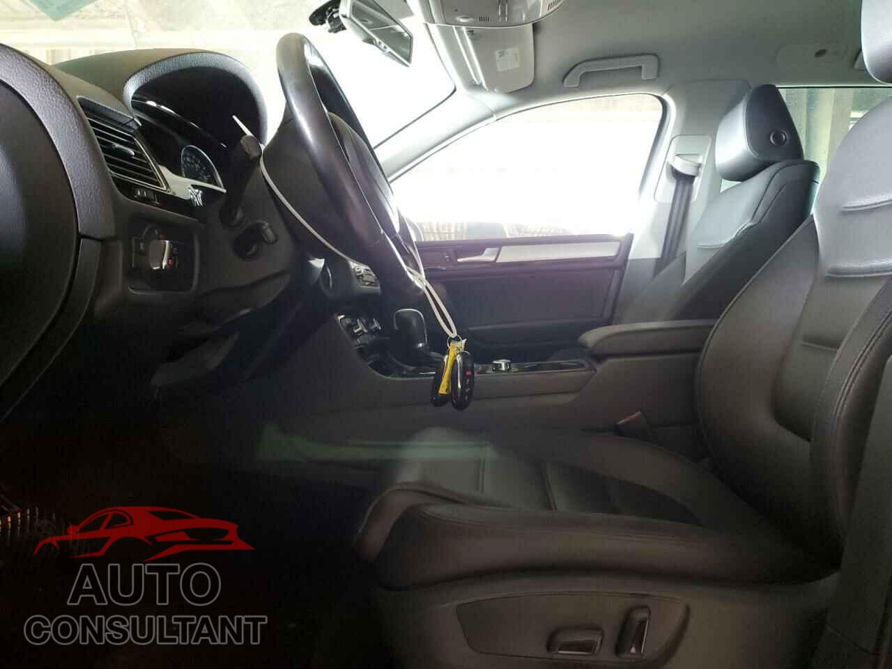 VOLKSWAGEN TOUAREG 2012 - WVGFF9BP3CD005208