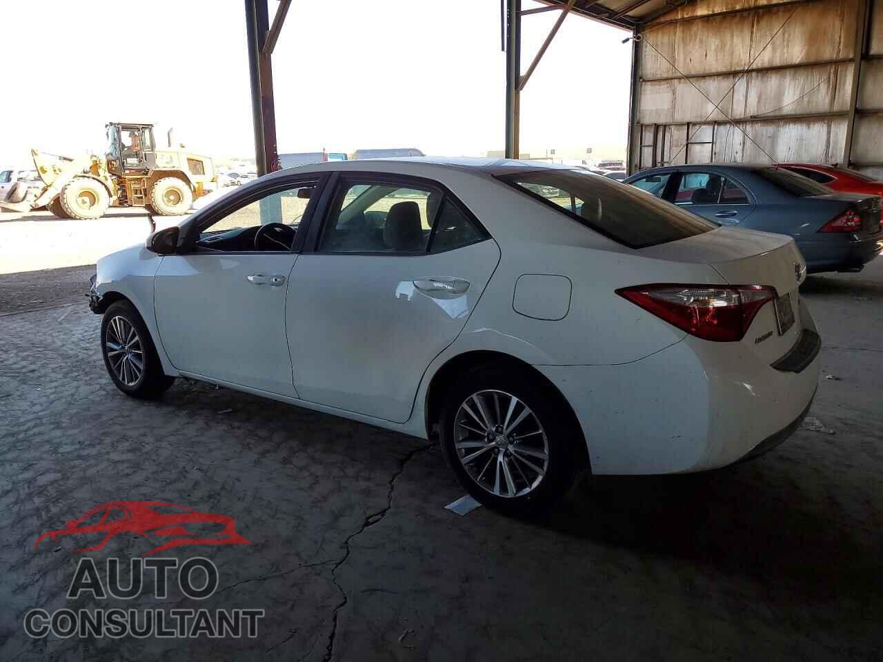 TOYOTA COROLLA 2015 - 5YFBURHE6FP315823