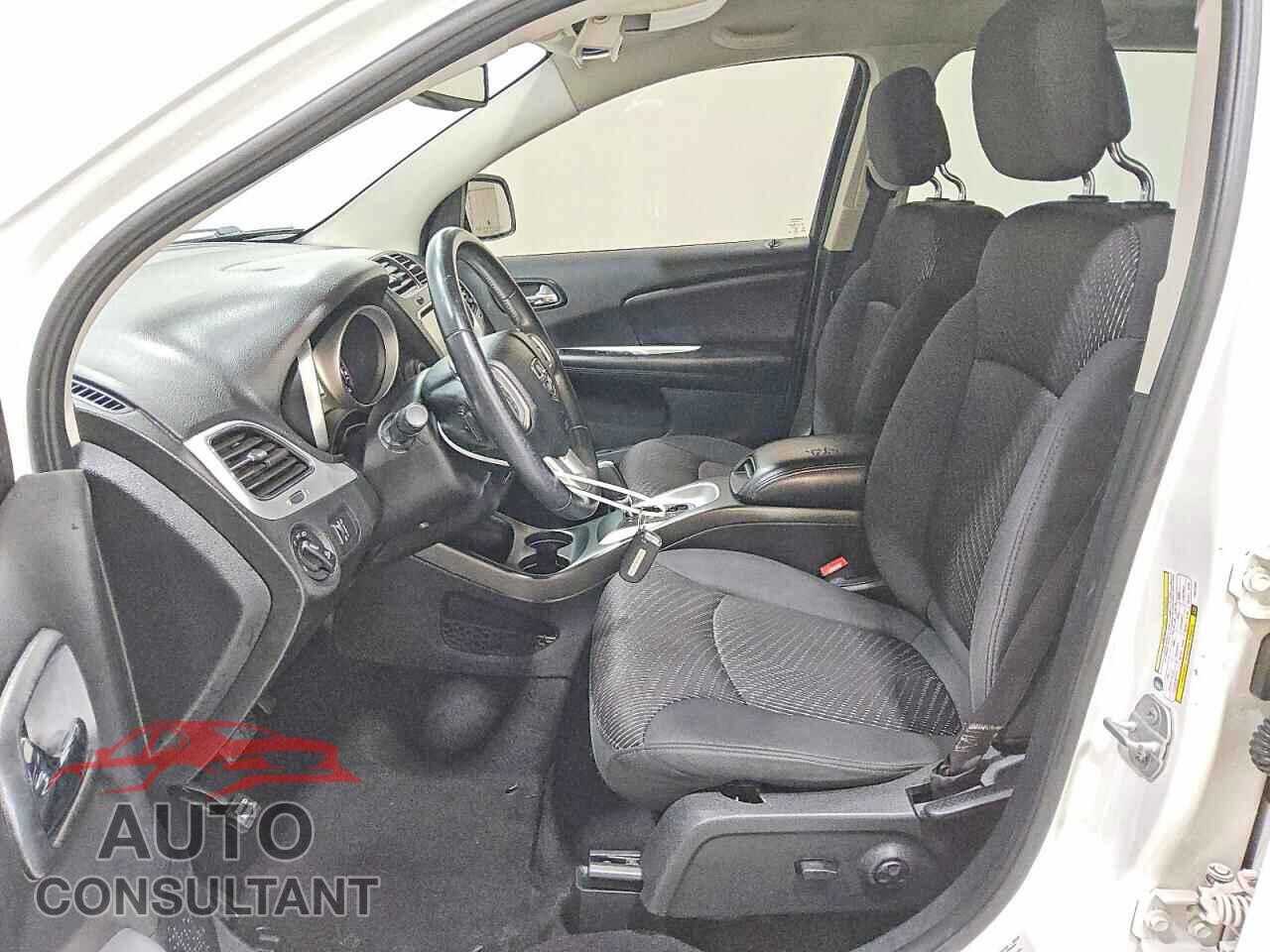 DODGE JOURNEY 2015 - 3C4PDCBG6FT617056