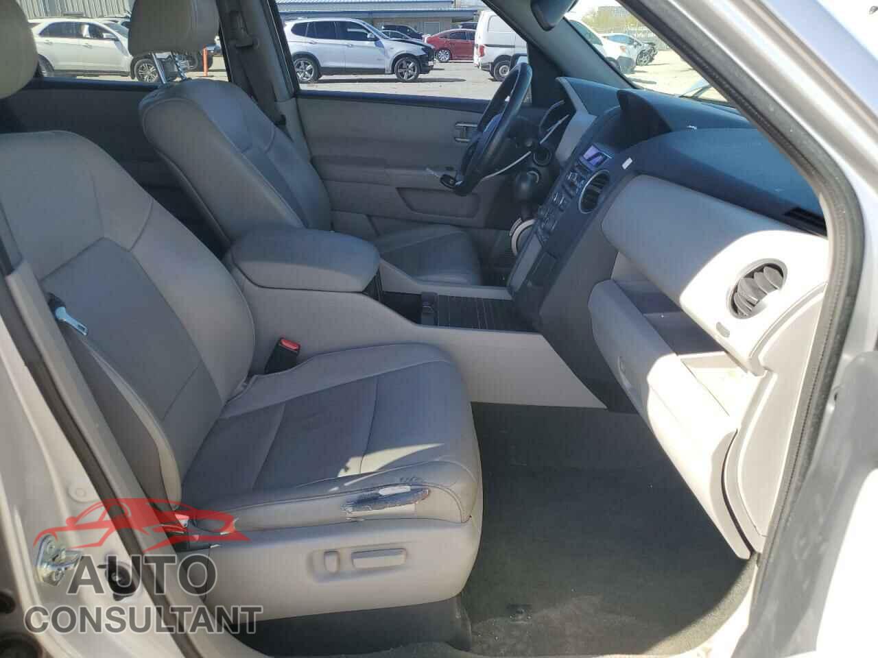 HONDA PILOT 2015 - 5FNYF3H54FB033984