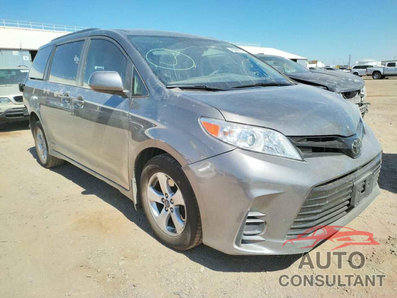 TOYOTA SIENNA 2018 - 5TDZZ3DC9JS909341