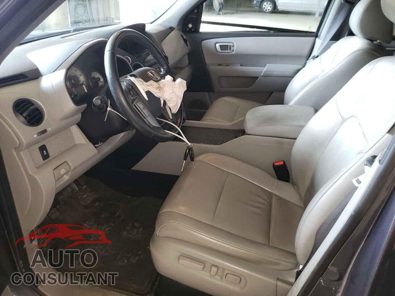 HONDA PILOT 2015 - 5FNYF4H76FB034058