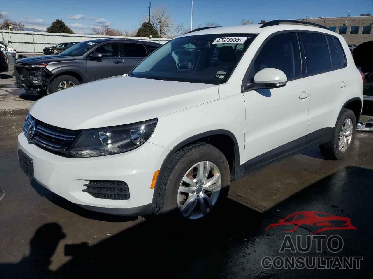 VOLKSWAGEN TIGUAN 2017 - WVGBV7AX8HK004761