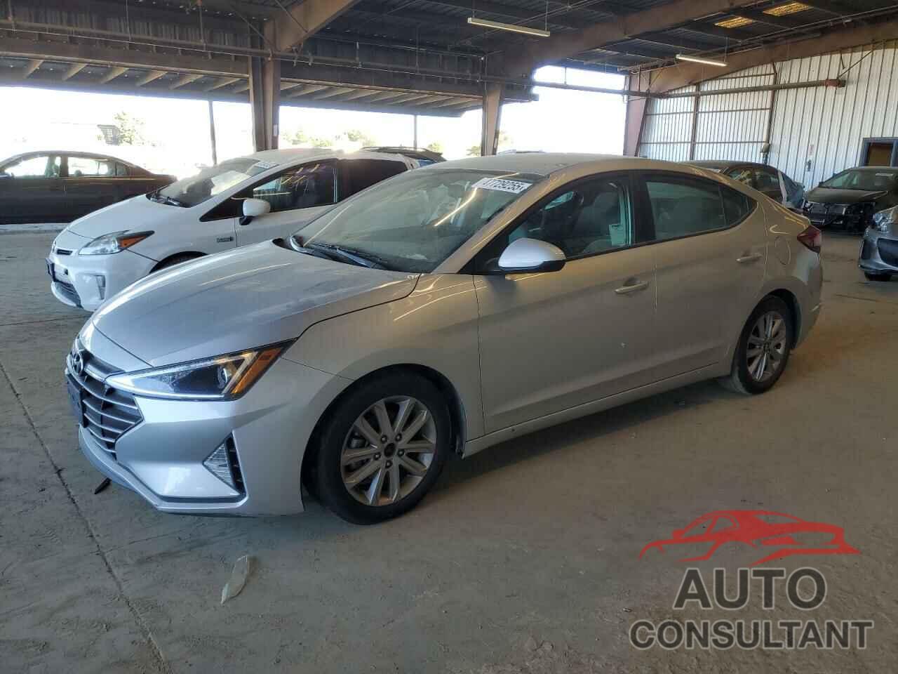 HYUNDAI ELANTRA 2019 - 5NPD84LF9KH434151