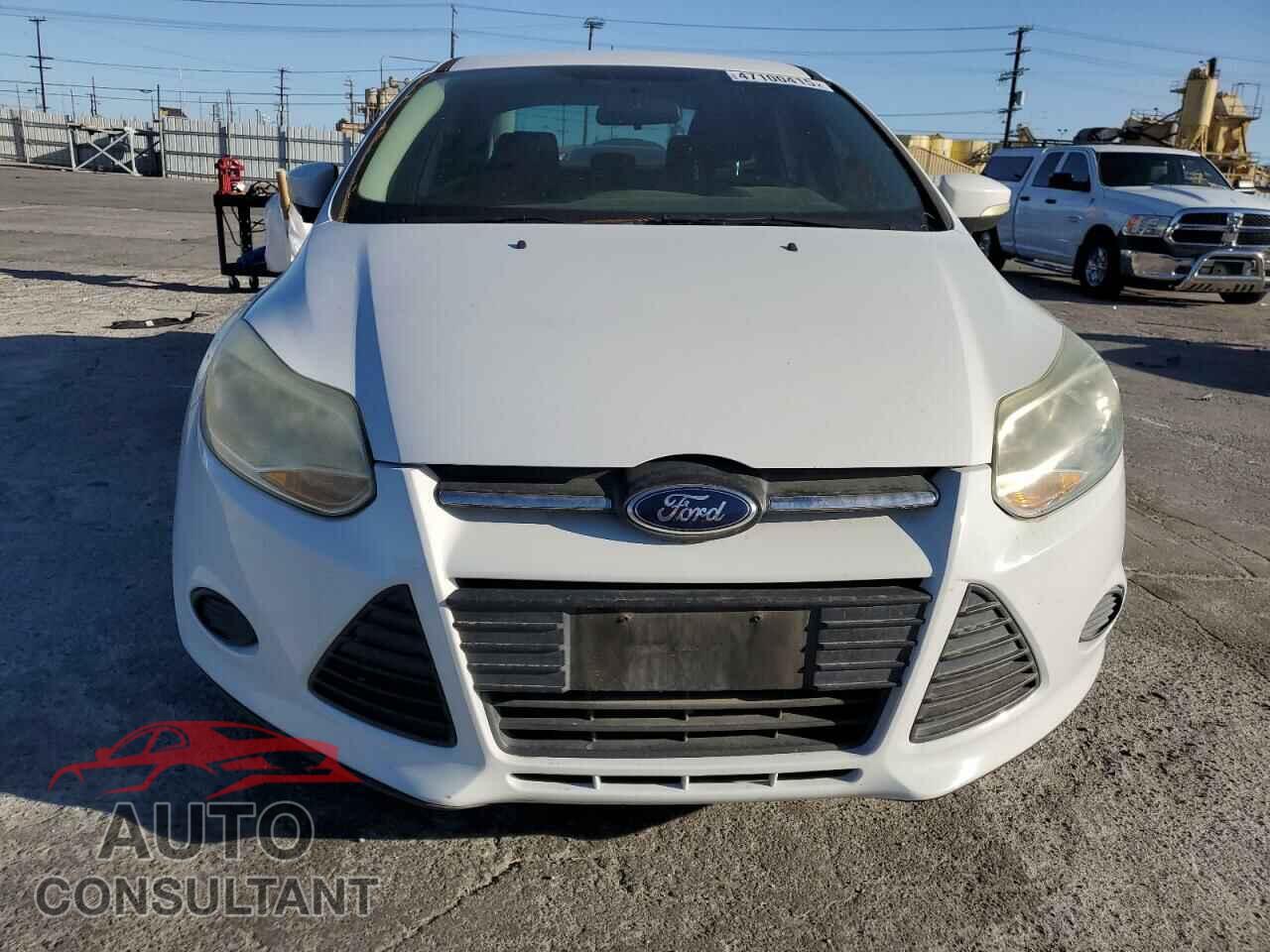 FORD FOCUS 2014 - 1FADP3F2XEL363344