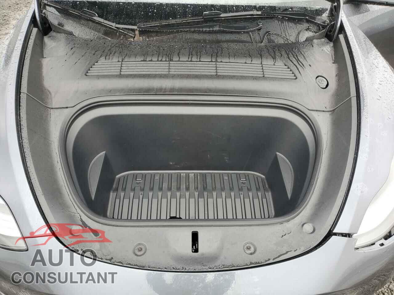 TESLA MODEL Y 2023 - 7SAYGDEE2PF879560