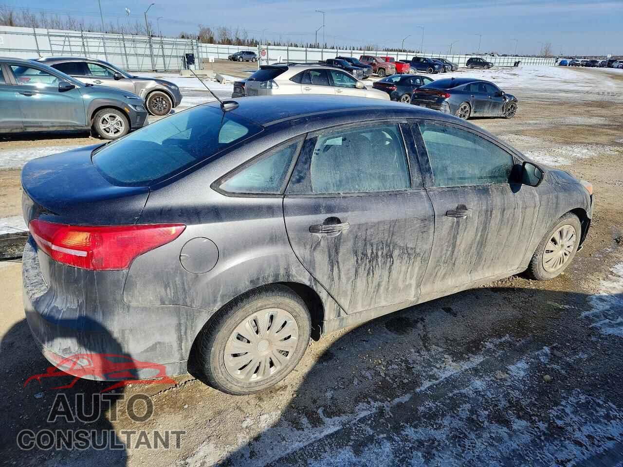 FORD FOCUS 2015 - 1FADP3E29FL309519