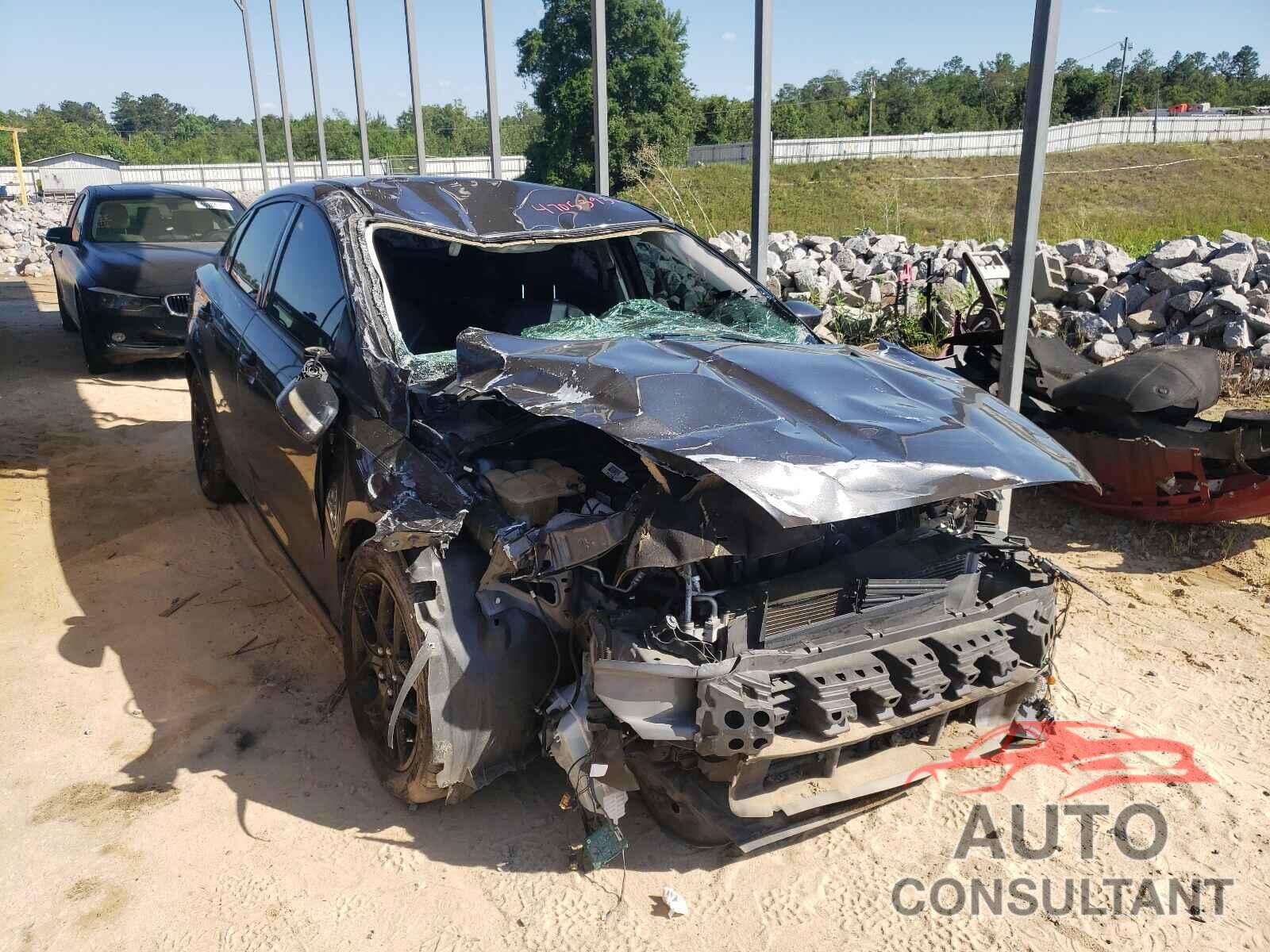 FORD FOCUS 2016 - 1FADP3F29GL201420