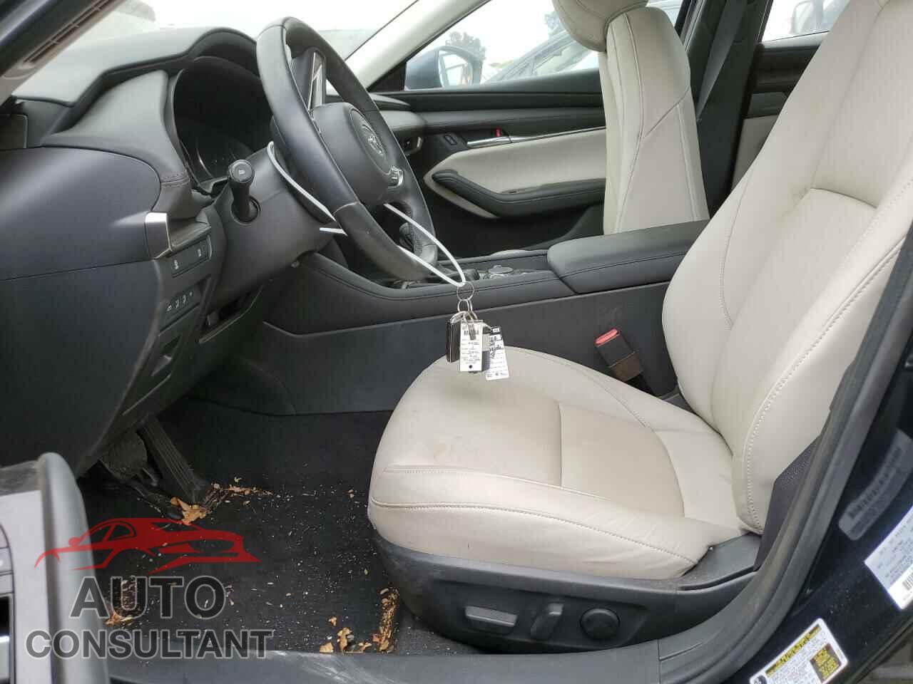 MAZDA 3 2021 - JM1BPACL7M1327446