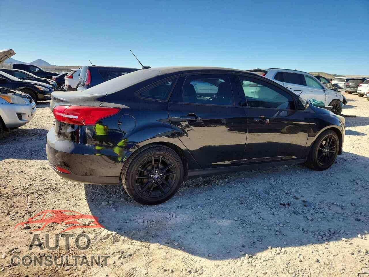FORD FOCUS 2015 - 1FADP3F29FL211038