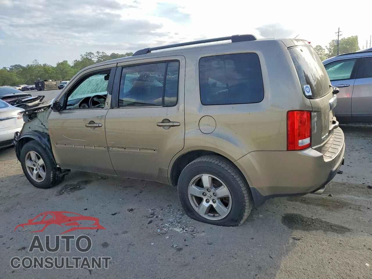 HONDA PILOT 2011 - 5FNYF3H59BB009710