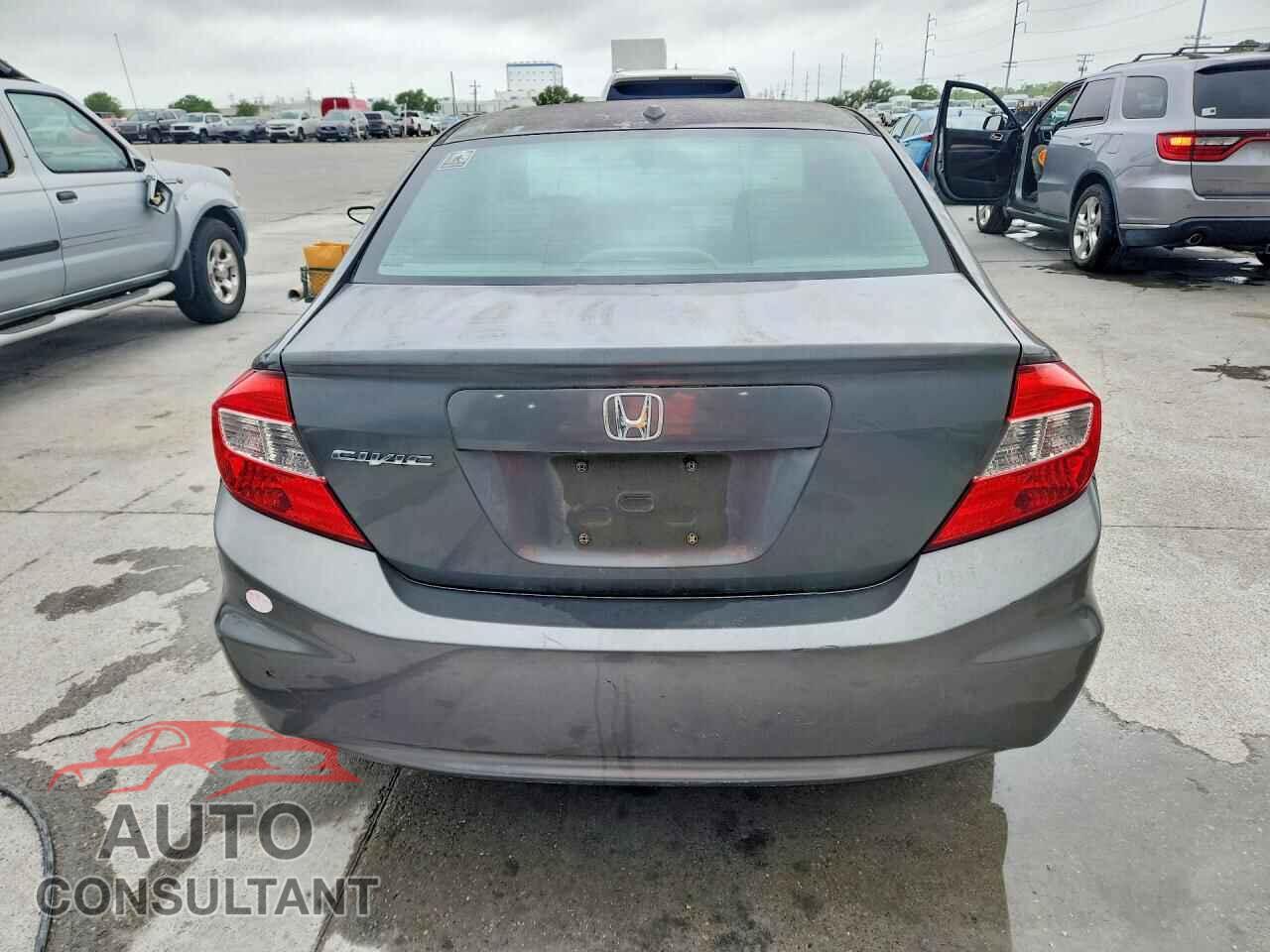 HONDA CIVIC 2012 - 2HGFB2F95CH522663