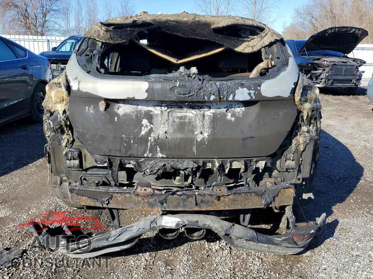 FORD FOCUS ST 5 2017 - 1FADP3L91HL260920