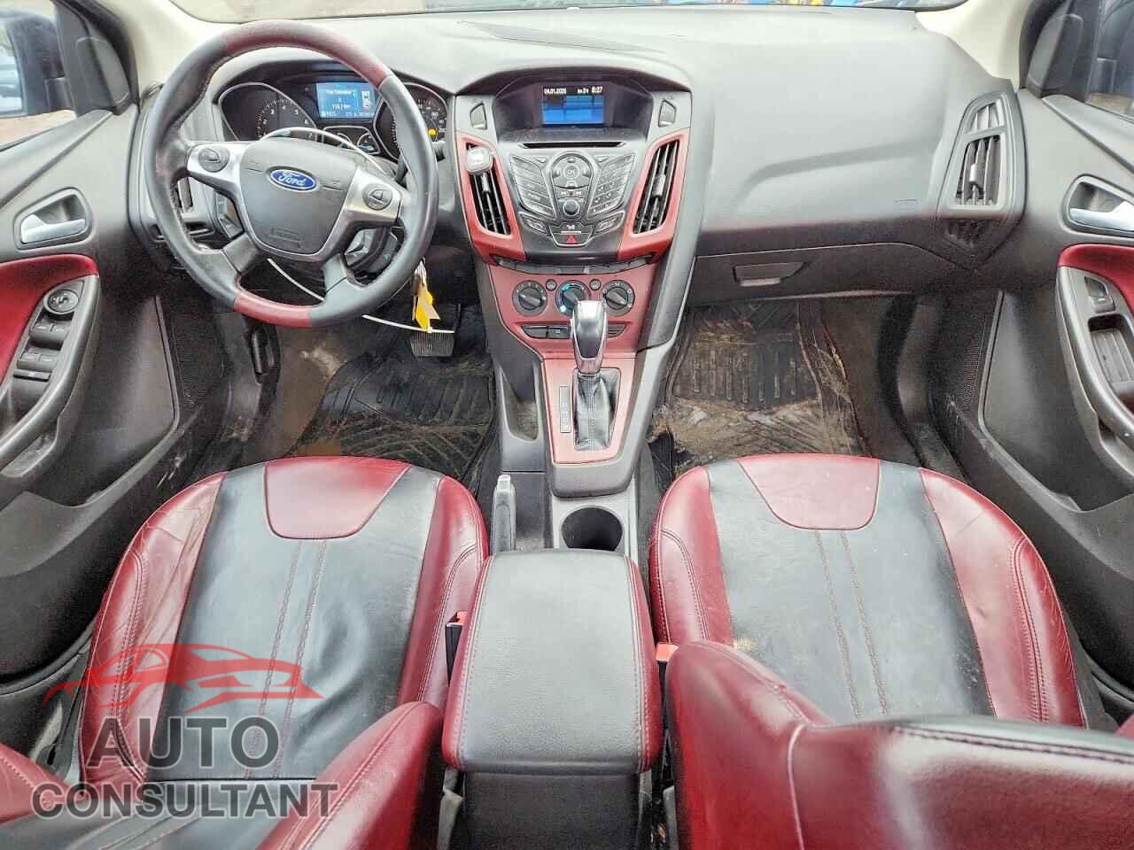 FORD FOCUS 2012 - 1FAHP3F21CL158896
