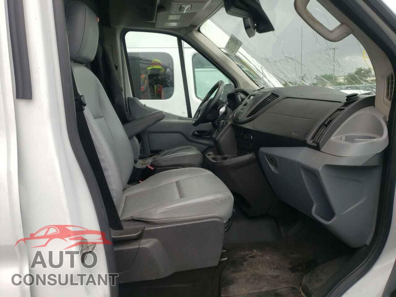 FORD TRANSIT 2018 - 1FTYE2CM5JKA06865