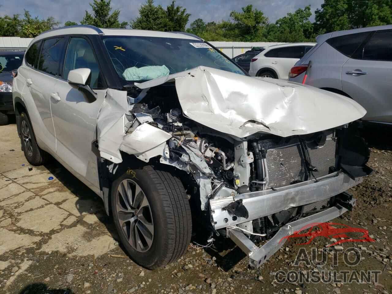 TOYOTA HIGHLANDER 2021 - 5TDGZRBH6MS546736