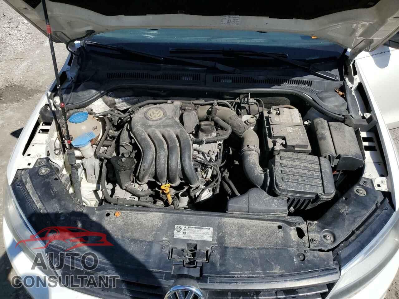 VOLKSWAGEN JETTA 2011 - 3VW2K7AJ8BM042139