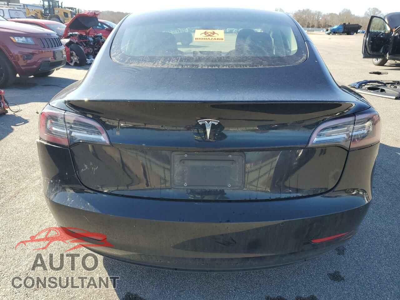TESLA MODEL 3 2022 - 5YJ3E1EA2NF370199