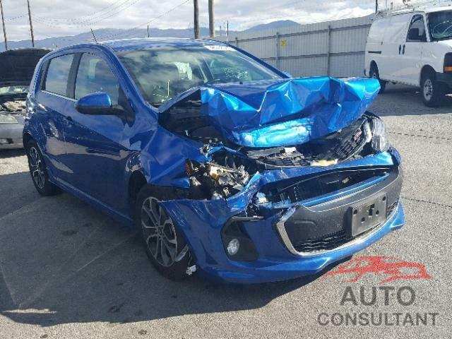 CHEVROLET SONIC 2017 - 1G1JD6SHXH4131254