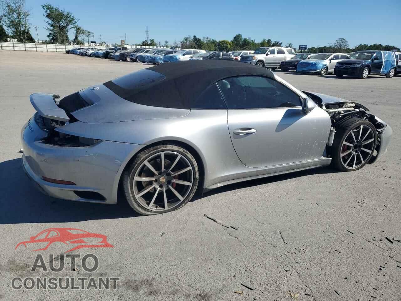 PORSCHE 911 2018 - WP0CB2A99JS147553