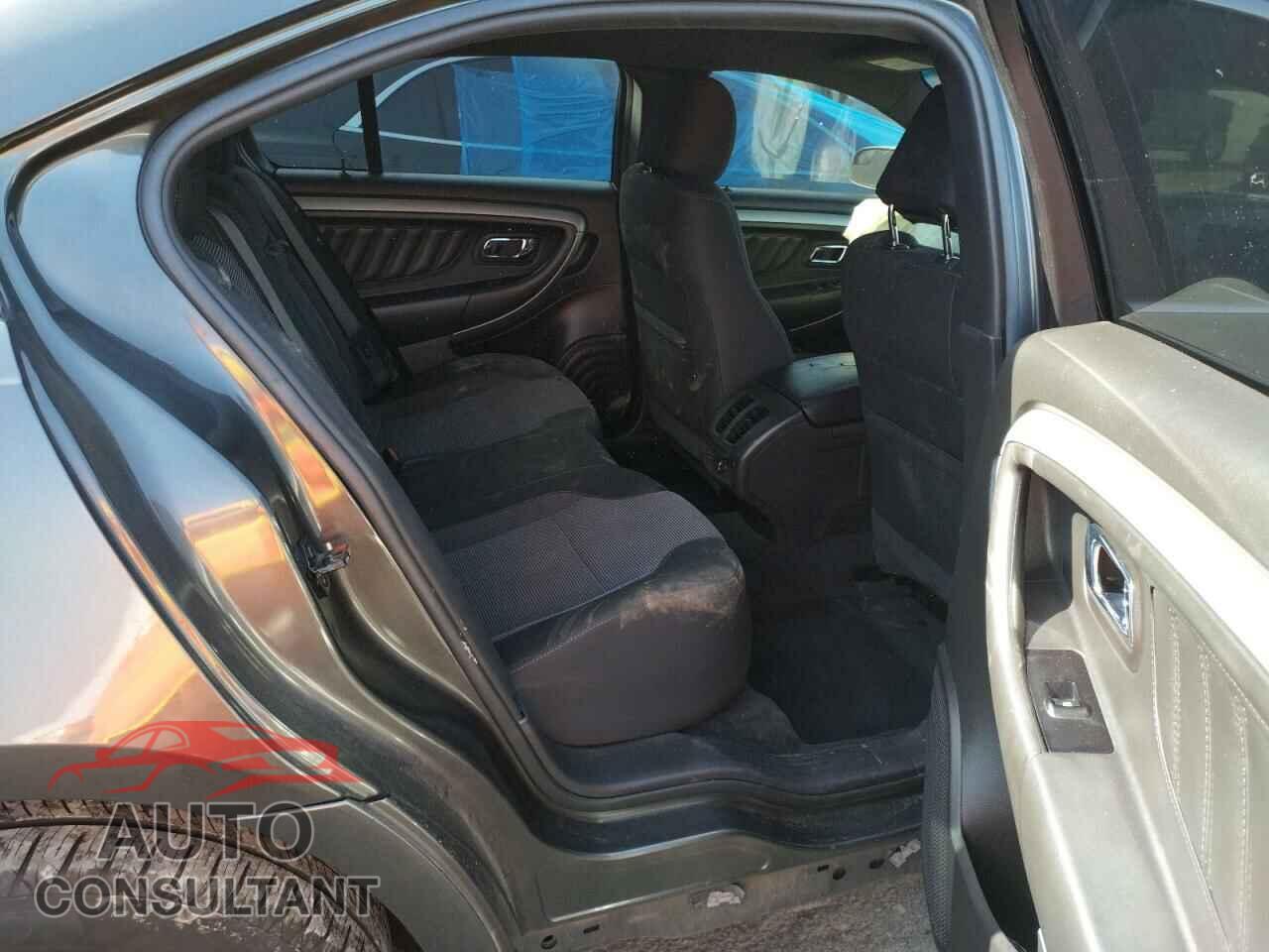 FORD TAURUS 2017 - 1FAHP2E85HG118143