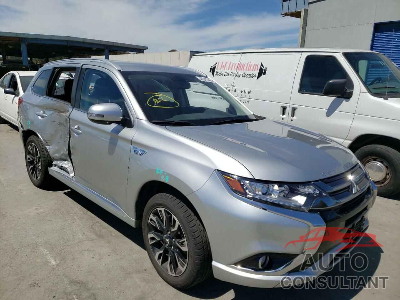 MITSUBISHI OUTLANDER 2018 - JA4J24A58JZ043623